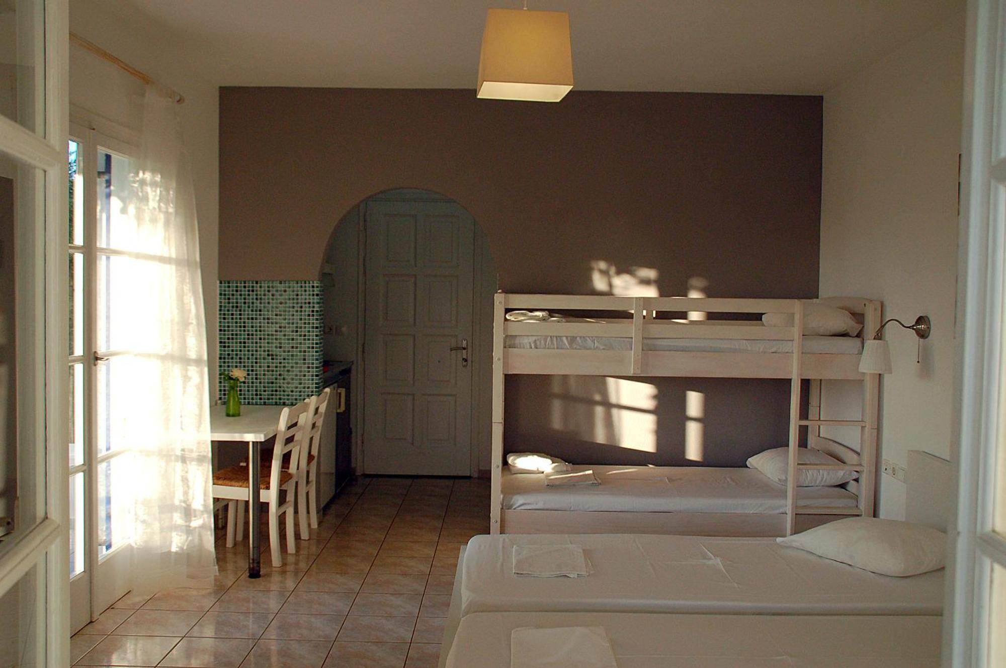 Handrina Studios Naxos City Номер фото