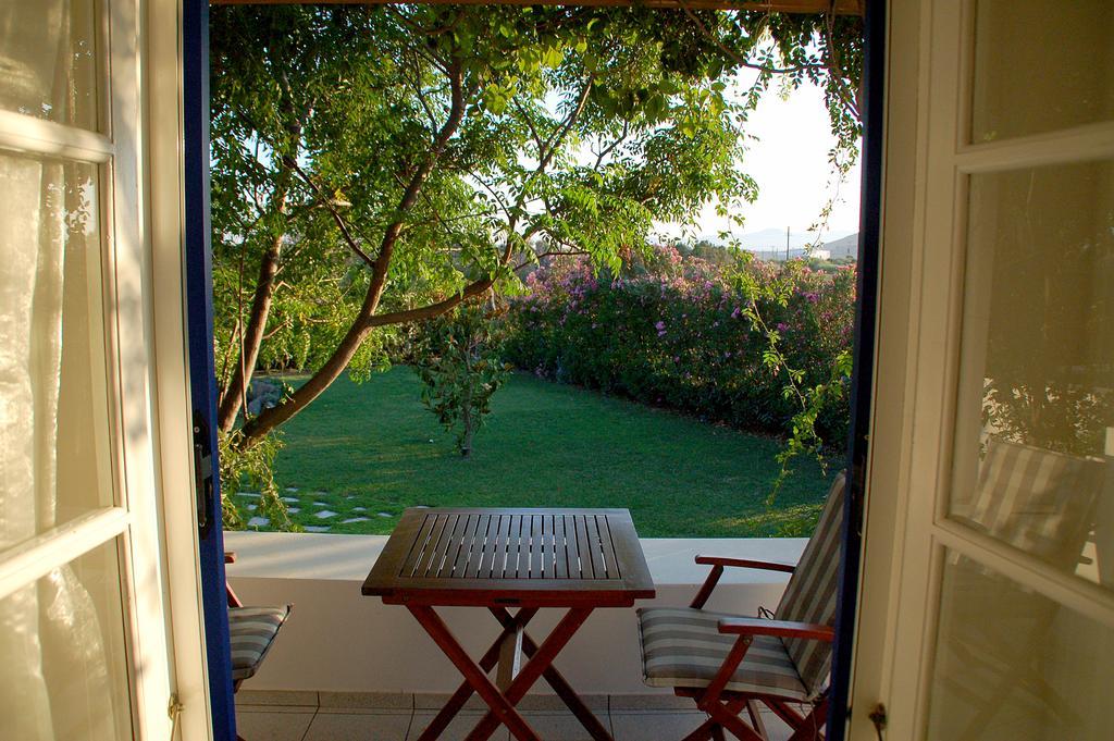 Handrina Studios Naxos City Экстерьер фото