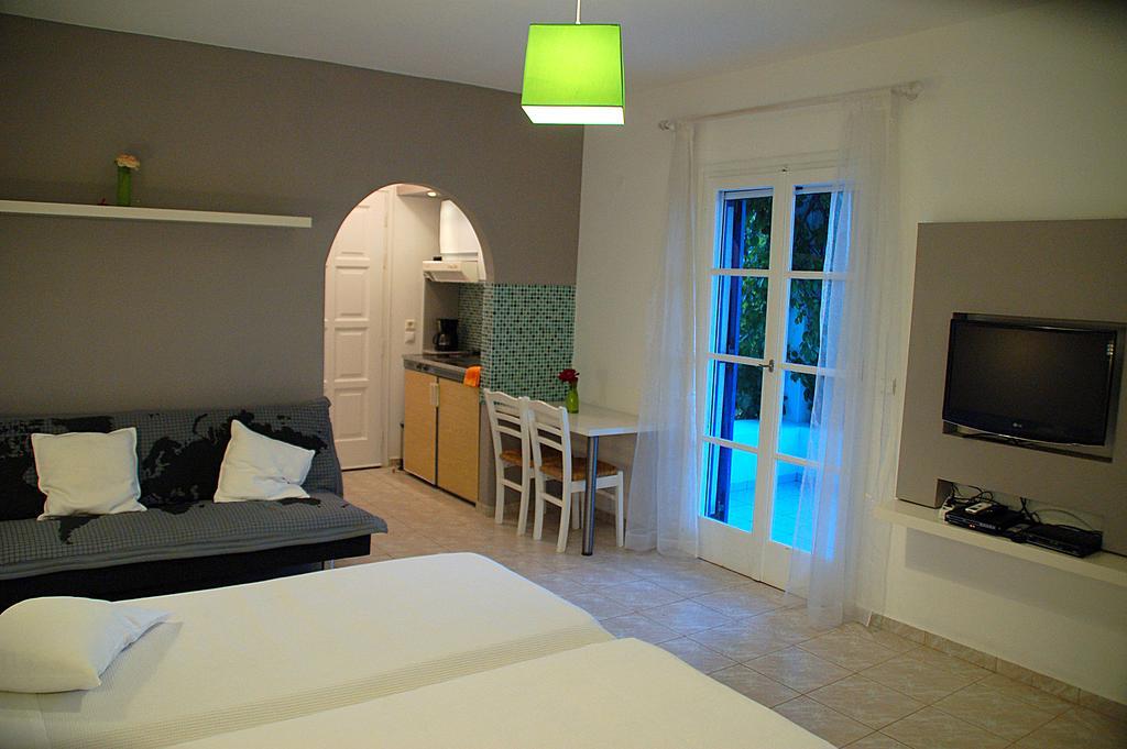 Handrina Studios Naxos City Экстерьер фото