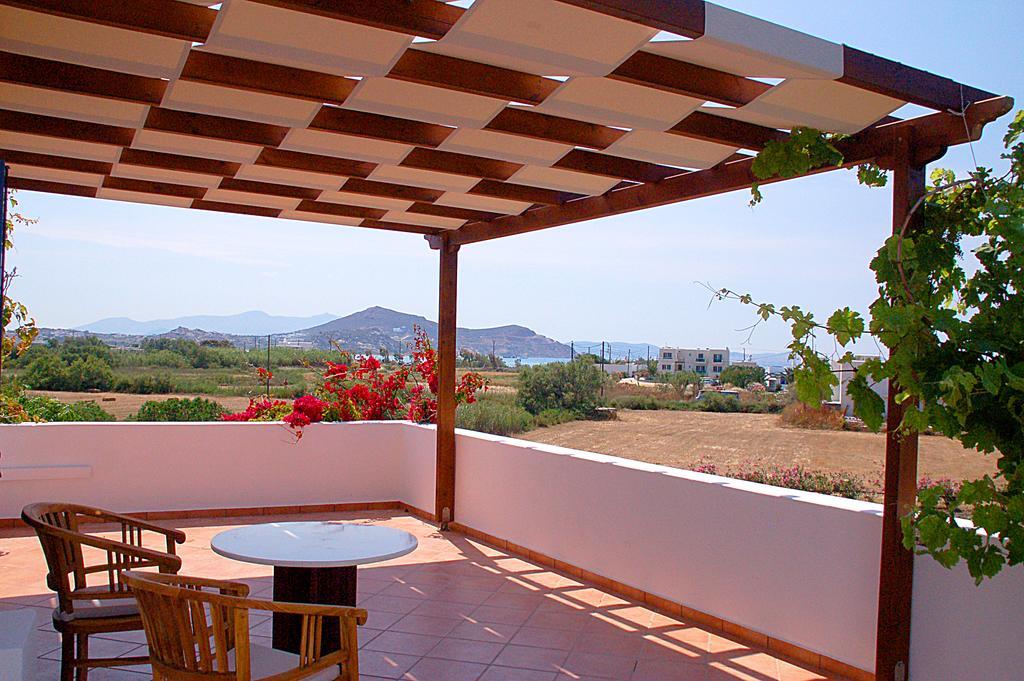 Handrina Studios Naxos City Экстерьер фото