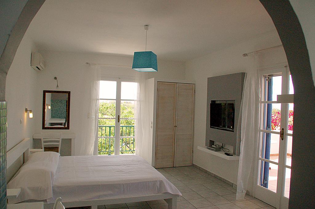Handrina Studios Naxos City Экстерьер фото